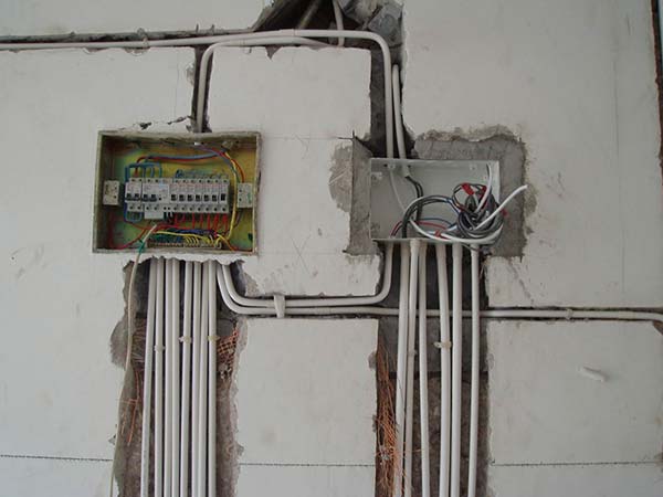 強(qiáng)電、弱電